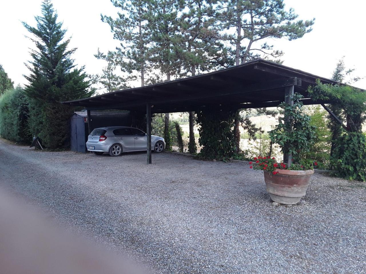 Agriturismo Il Colle Siena Kültér fotó