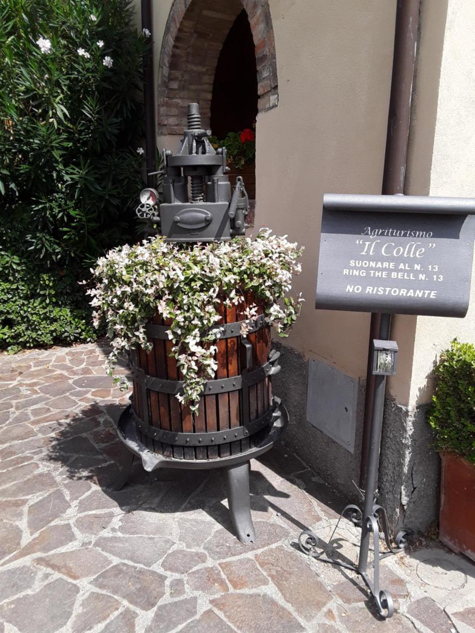 Agriturismo Il Colle Siena Kültér fotó